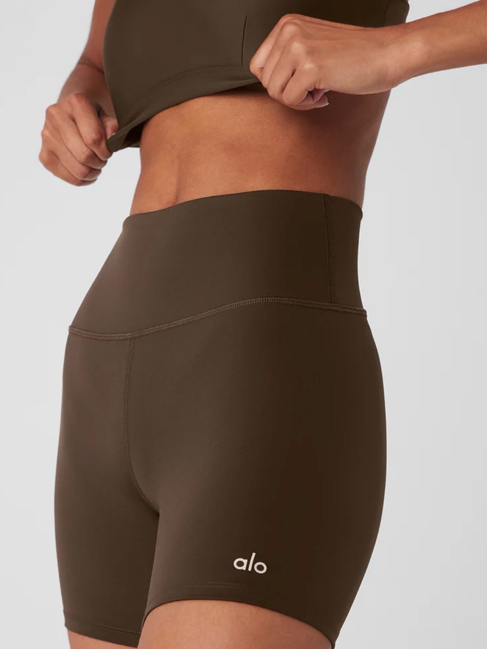 ALO Yoga 5” Airlift Energy Short Espresso
